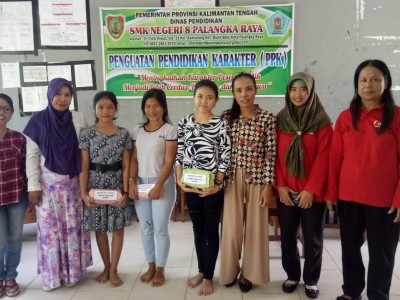Pembagian Hadiah 9