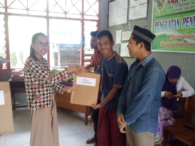 Pembagian Hadiah 36