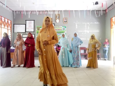 Lomba Peragaan Busana 23