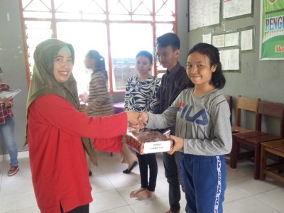 Pembagian Hadiah 6