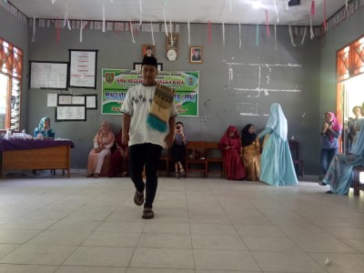 Lomba Peragaan Busana 13