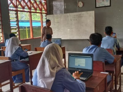 SMKN 8 PALANGKARAYA LAKSANAKAN PAS GANJIL 2019 7