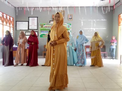 Lomba Peragaan Busana 5