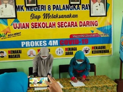 Penandatanganan MoU SMKN 8 Palangka Raya dan IAIN Palangka Raya