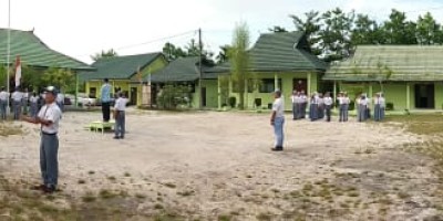 Hari Pendidikan Nasional di SMK 8 Palangka Raya